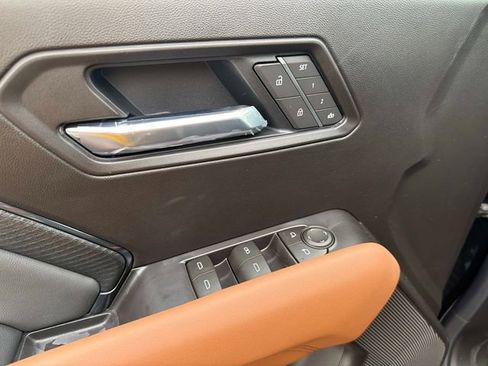 New 2026 GMC Canyon AT4 w/ Technology Plus Package AWD/4WD image 18