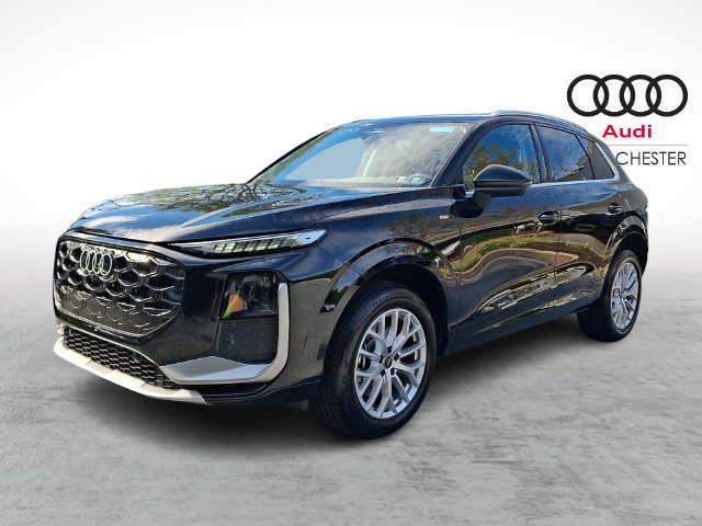 Certified 2026 Audi Q3 quattro 2.0T AWD/4WD image 3