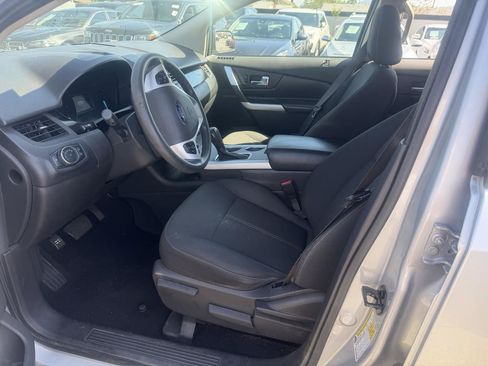 Used 2012 Ford Edge SE FWD image 10