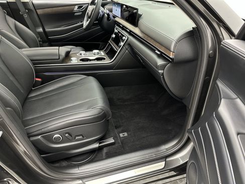 Certified 2026 Genesis GV80 2.5T Prestige AWD/4WD image 26
