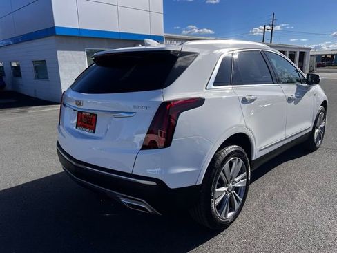 Used 2025 Cadillac XT5 Premium Luxury image 5