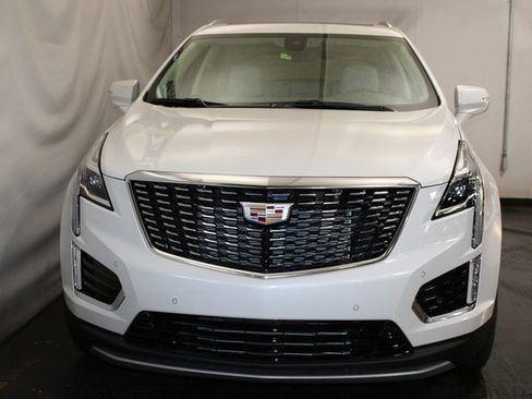 New 2025 Cadillac XT5 Premium Luxury image 3