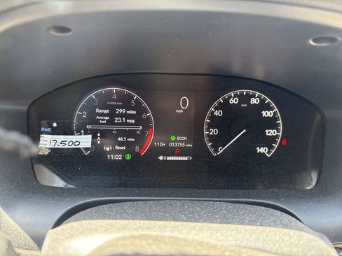 Used 2025 Honda HR-V LX image 6
