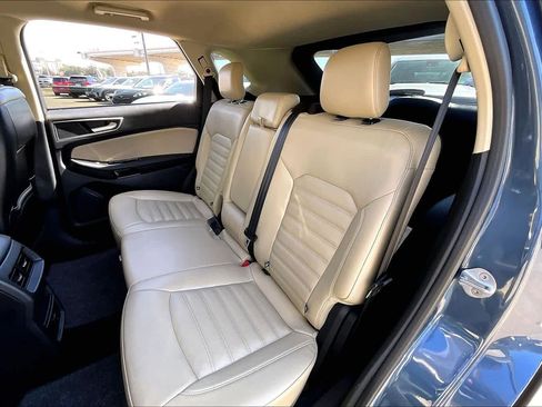 Used 2018 Ford Edge SEL w/ Equipment Group 201A image 20