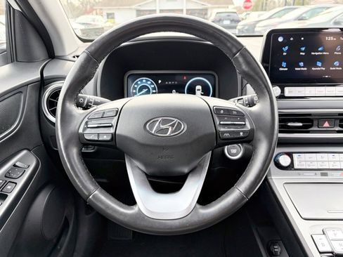 Used 2023 Hyundai Kona Limited image 9