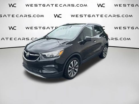 Used 2021 Buick Encore Preferred FWD image 1