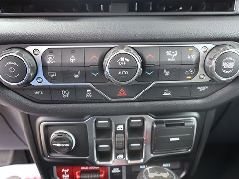 New 2026 Jeep Wrangler Unlimited Sport AWD/4WD image 15