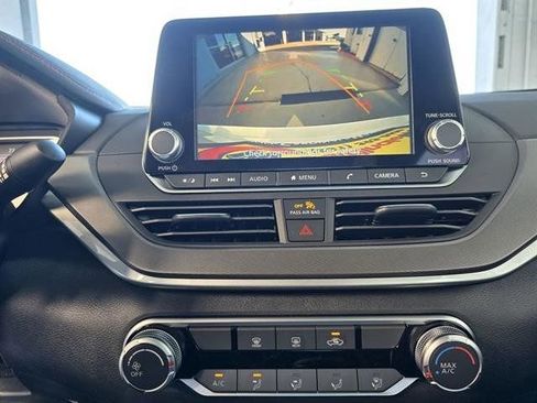 New 2025 Nissan Altima 2.5 SR image 4