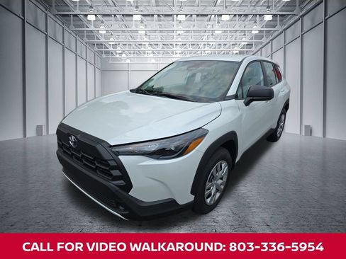Used 2026 Toyota Corolla Cross L FWD image 5