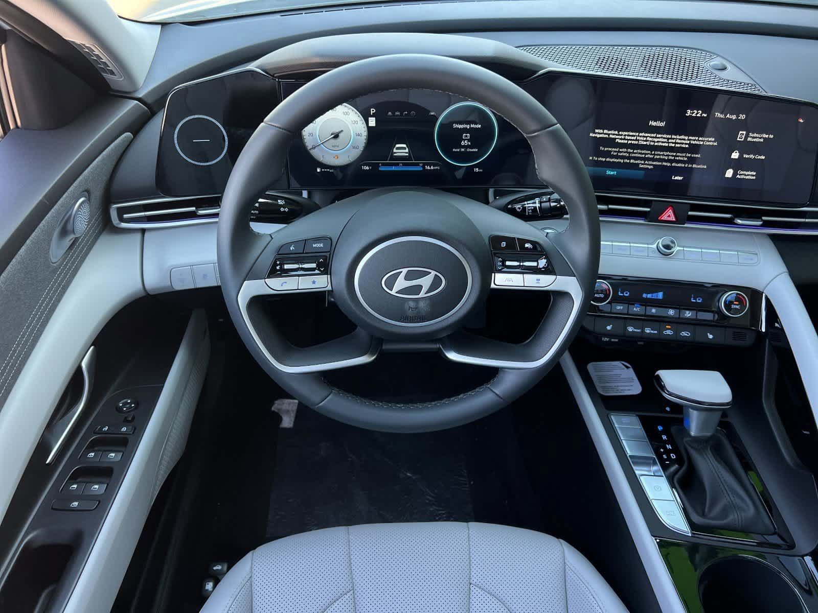 Used 2026 Hyundai Elantra Limited FWD image 15