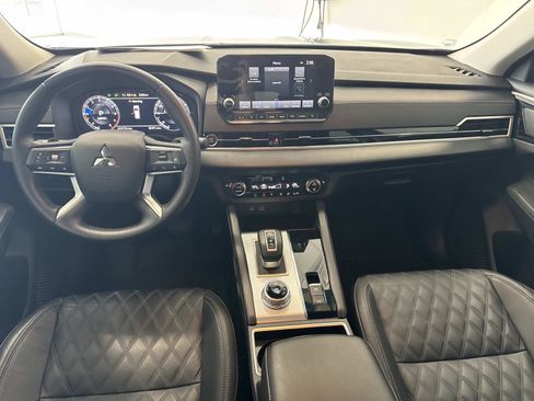 Used 2023 Mitsubishi Outlander SEL FWD image 15