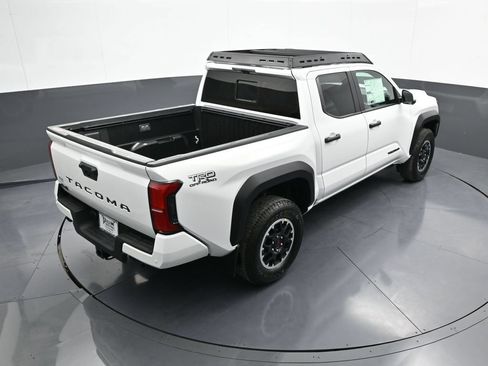 Certified 2024 Toyota Tacoma TRD Off-Road w/ TRD Off Road Premium Package AWD/4WD image 36