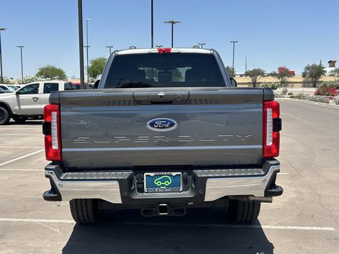 Used 2025 Ford F250 Lariat AWD/4WD image 4