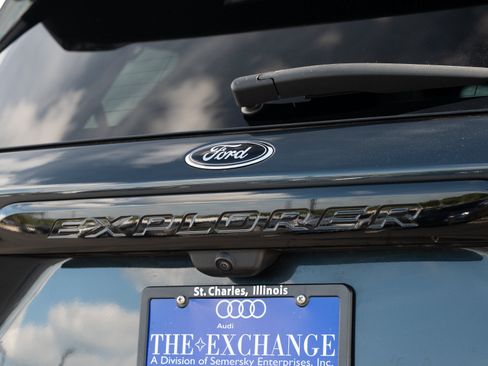 Used 2023 Ford Explorer ST-Line w/ Class IV Trailer Tow Package AWD/4WD image 27