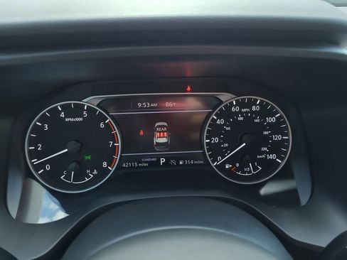 Certified 2024 Nissan Rogue SV w/ SV Premium Package FWD image 30