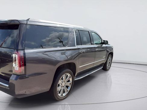 Used 2016 GMC Yukon XL Denali RWD image 2