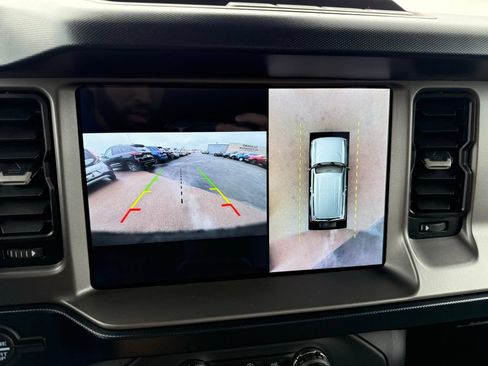 Used 2021 Ford Bronco Outer Banks AWD/4WD image 18