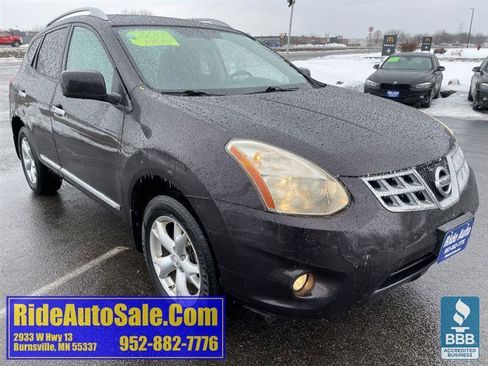 Used 2011 Nissan Rogue SV w/ Premium Pkg image 3
