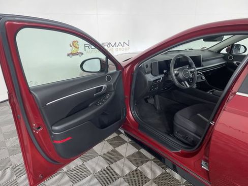 Used 2024 Hyundai Sonata SEL FWD image 18