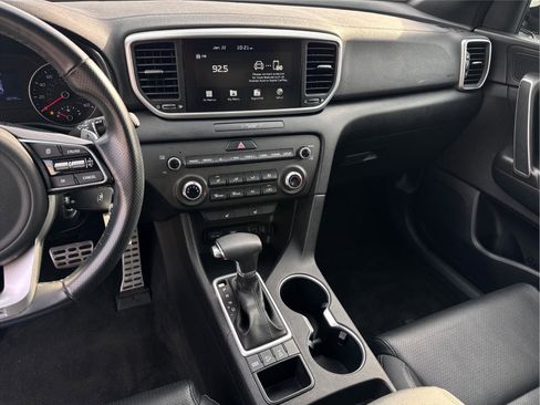 Used 2022 Kia Sportage Nightfall Edition image 13