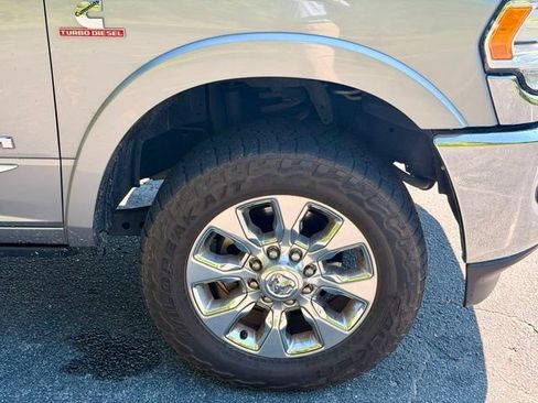 Used 2022 RAM 2500 Limited AWD/4WD image 29