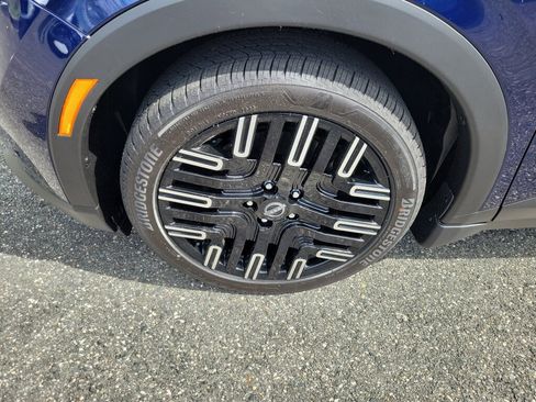 New 2026 Nissan Leaf Platinum+ FWD image 5