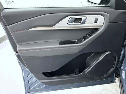 New 2026 Ford Explorer Active image 9