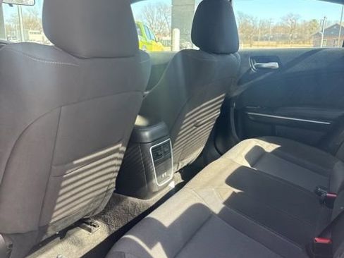 Used 2022 Dodge Charger SXT image 6