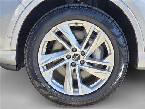 Certified 2022 Audi Q7 Premium Plus w/ Premium Plus Package image 9