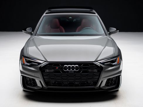 Used 2024 Audi S6 Premium Plus w/ Premium Plus Package image 6