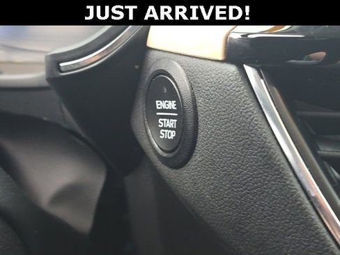 Used 2022 Ford Escape Titanium w/ Titanium Elite Package image 19