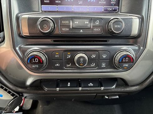 Used 2018 Chevrolet Silverado 1500 LT w/ All Star Edition AWD/4WD image 16