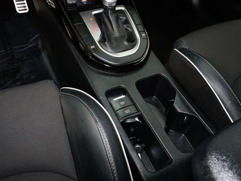 Certified 2022 Kia Forte GT-Line w/ GT-Line Technology Package image 21