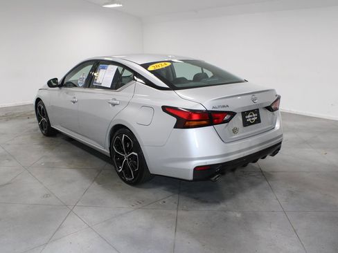 Used 2024 Nissan Altima 2.5 SR image 7