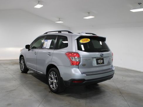 Used 2016 Subaru Forester 2.5i Touring w/ Eyesight & Navigation System AWD/4WD image 7