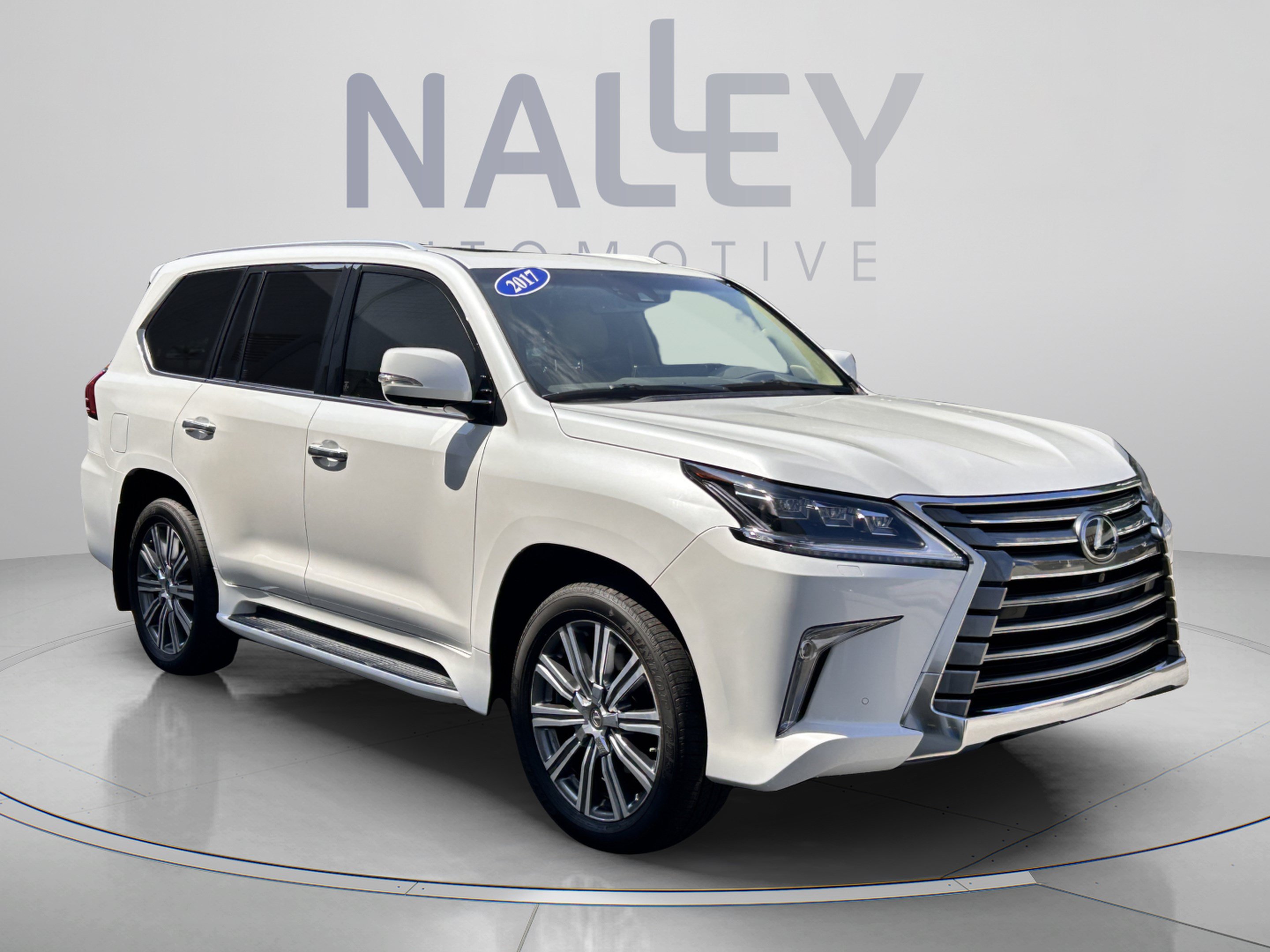 Used 2017 Lexus LX 570 4WD w/ Luxury Package image 9