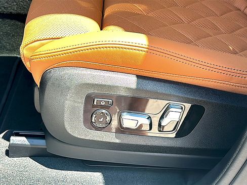 New 2027 BMW X7 xDrive40i w/ M Sport Package AWD/4WD image 12