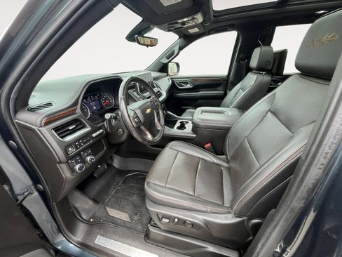 Used 2021 Chevrolet Suburban High Country AWD/4WD image 18