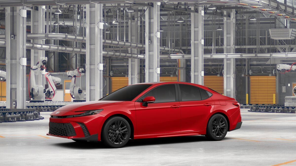 New 2026 Toyota Camry SE AWD/4WD image 2