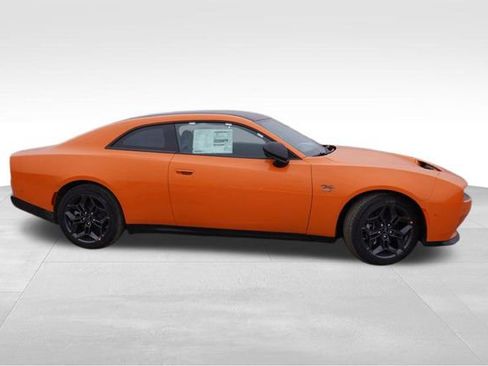 New 2025 Dodge Charger R/T w/ Quick Order Package 25M R/T image 2