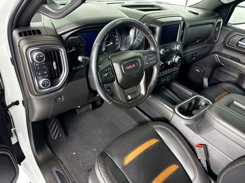Used 2021 GMC Sierra 1500 AT4 w/ AT4 Value Package AWD/4WD image 9