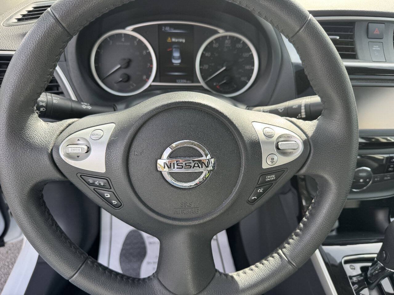 Used 2017 Nissan Sentra SL w/ SL Premium Technology Package FWD image 7