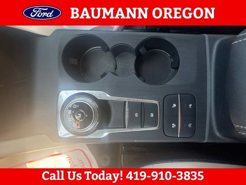 Used 2020 Ford Escape Titanium w/ Titanium Premium Package 2.0 AWD/4WD image 26
