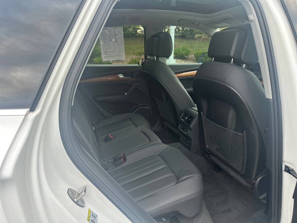Used 2023 Audi Q5 2.0T Premium Plus AWD/4WD image 29
