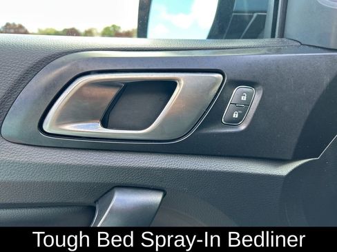 Used 2023 Ford Ranger Lariat w/ Tremor Off-Road Package image 18