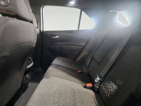 Used 2022 Chevrolet Equinox LT FWD image 19