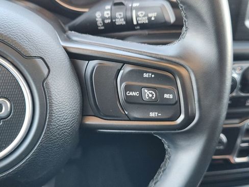 Used 2021 Jeep Wrangler Unlimited Sport image 30