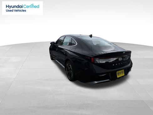 Used 2025 Hyundai Sonata SEL FWD image 10