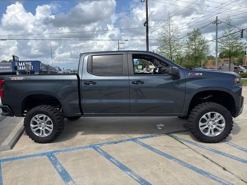 Used 2019 Chevrolet Silverado 1500 LT Trail Boss AWD/4WD image 4