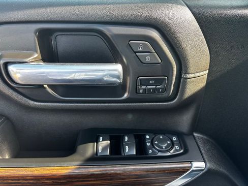 Used 2023 Chevrolet Silverado 3500 High Country image 15